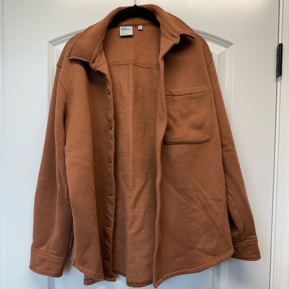 Aritzia TNA cozy fleece Brown boyfriend Button-Up Shirt